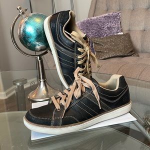 Men’s Black Skechers Memory Foam Shoes